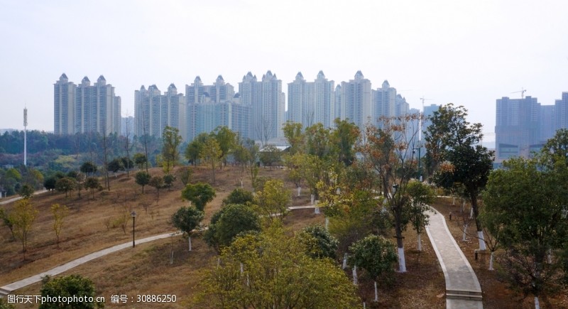 城市湿地湖畔建筑