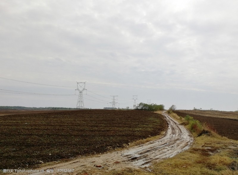 泥巴地泥巴路小路