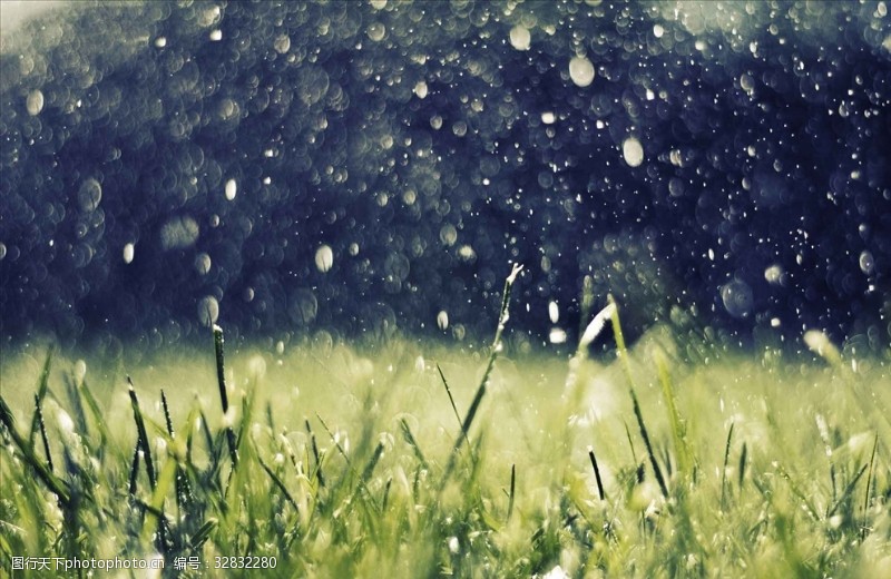 雨天背景图片免费下载 雨天背景素材 雨天背景模板 图行天下素材网