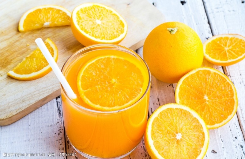 健康食物一杯橙子果汁