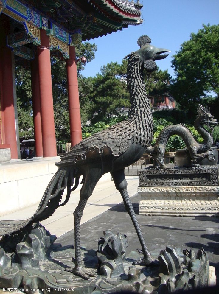 颐和园青铜凤凰雕塑